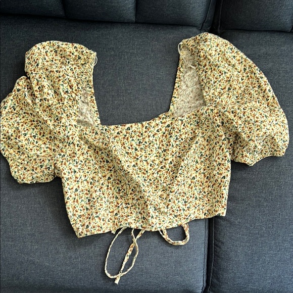 Zara Floral Puff Sleeve Crop Top - Picture 1 of 3